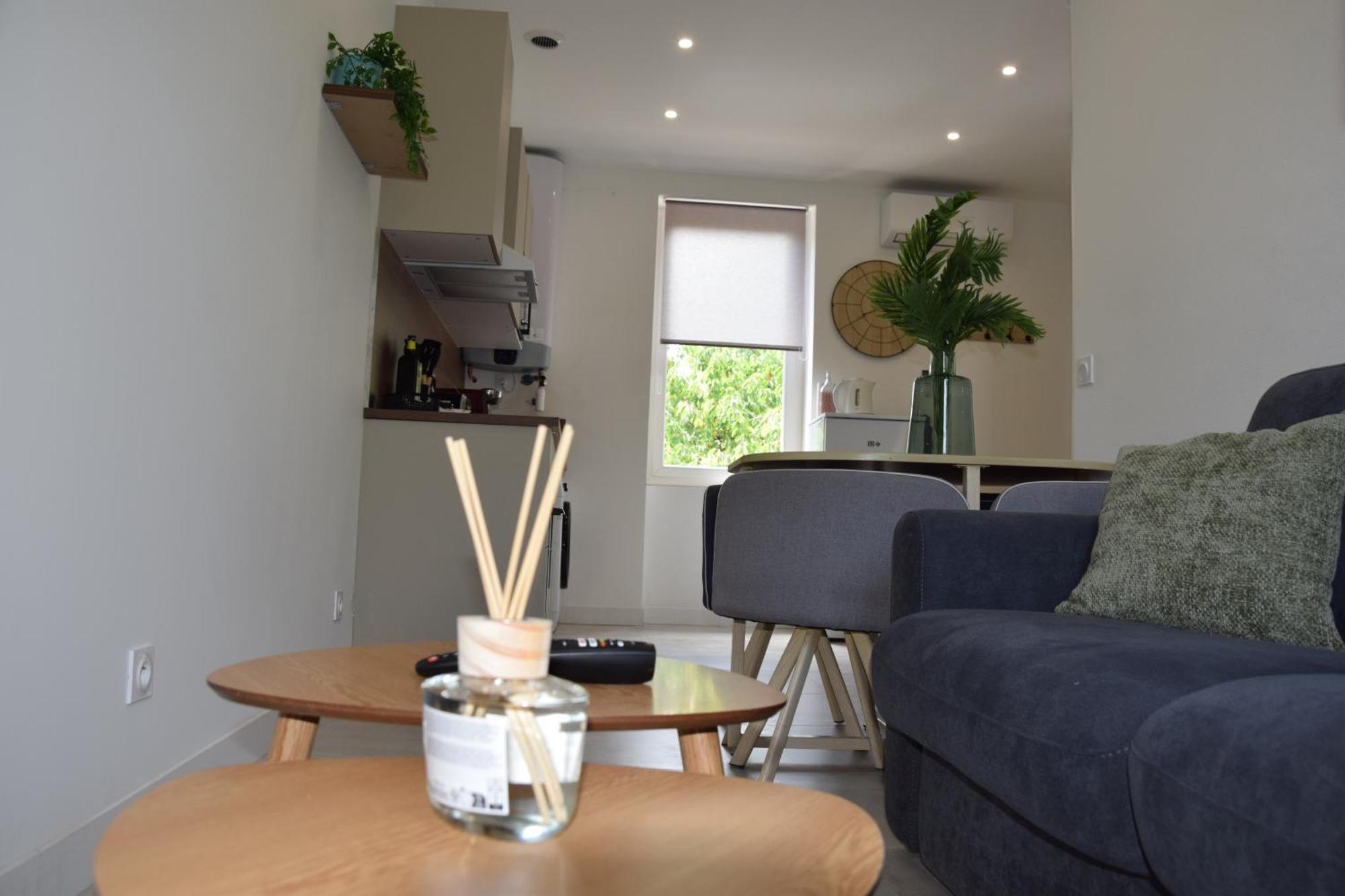 Apartament Elegant T2 A Bron, Tramway A 2Min, Box Parking, 4Personnes Zewnętrze zdjęcie